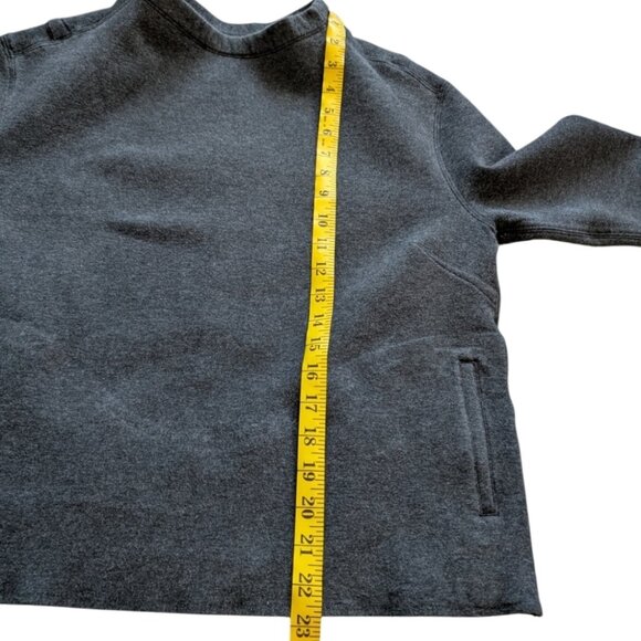 Lululemon City Bound Turtleneck Heathered Black Rel: 10/2016 Women's size 10 - Picture 12 of 12